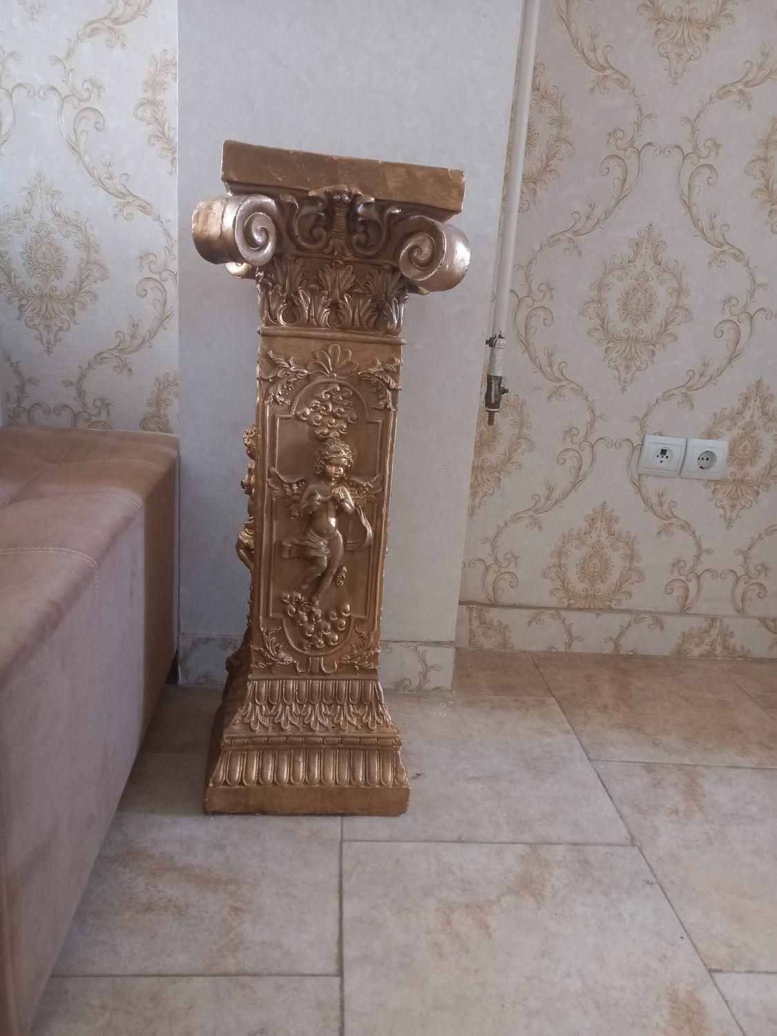 اینه وکنسول وساعت|بوفه، ویترین، کنسول|همدان, |دیوار