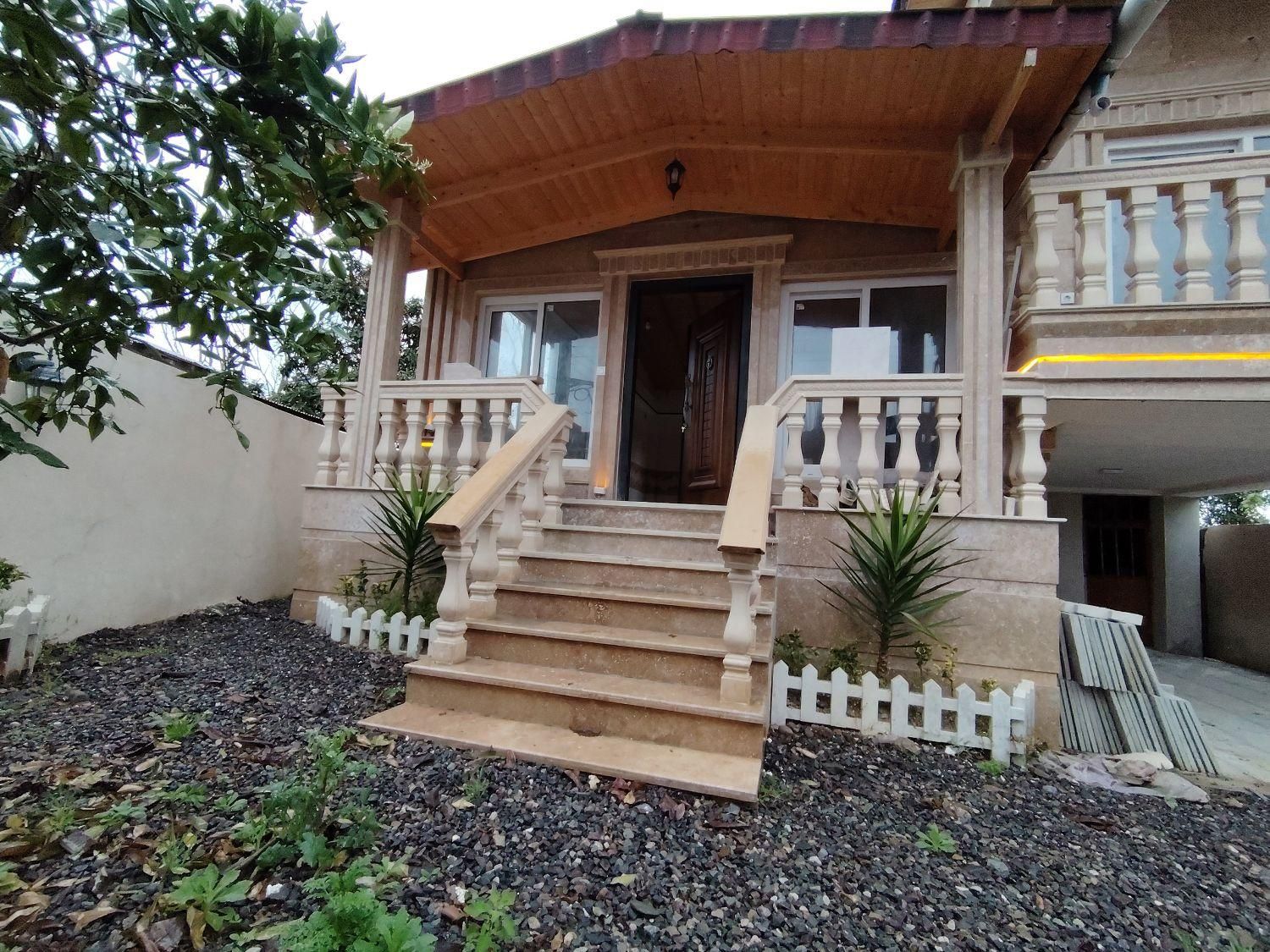 ویلا دوبلکس خوش نقشه خوش منظره|فروش خانه و ویلا|تنکابن, |دیوار