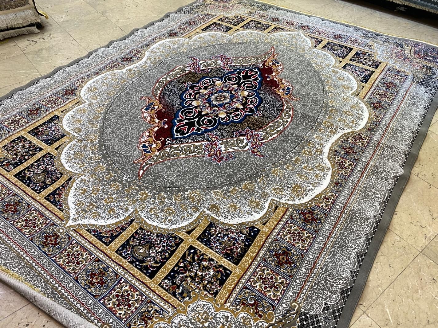 فرش ۱۲ متری جفتی تعداد ۱۰۰ تخته موجودی|فرش|گناباد, |دیوار