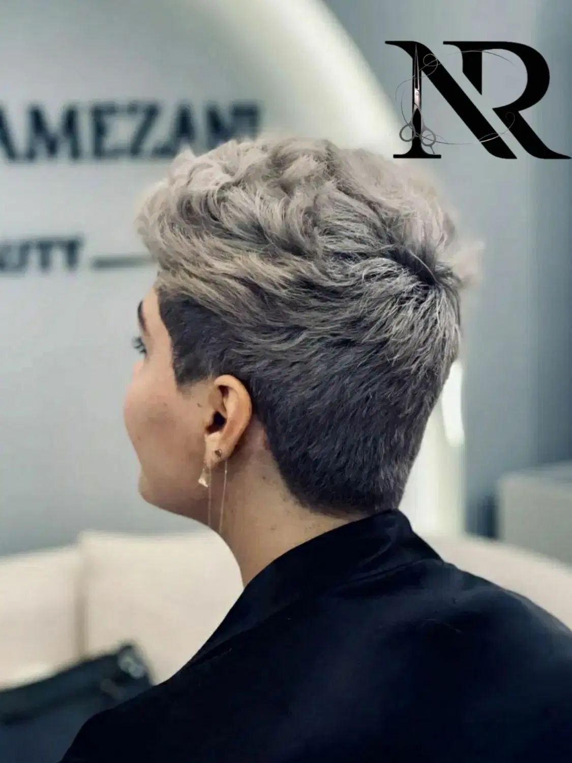 کوتاهی تخصصی مو توسط استادبا تجربه وحرفه ای|خدمات آرایشگری و زیبایی|تهران, دریاچه شهدای خلیج فارس|دیوار