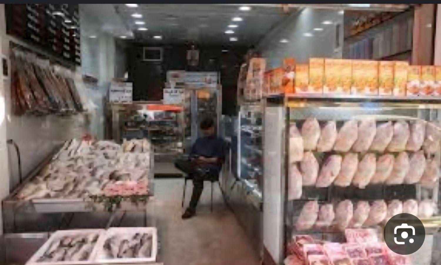 مغازه تجاری ۱۷ متری، دوبر، میدان امام خمینی|فروش مغازه و غرفه|صحنه, |دیوار