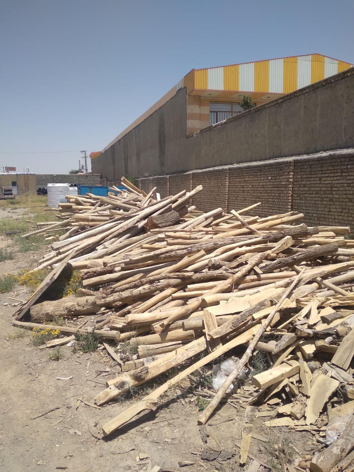 خرید انواع چوب|خدمات باغبانی و درختکاری|اراک, |دیوار