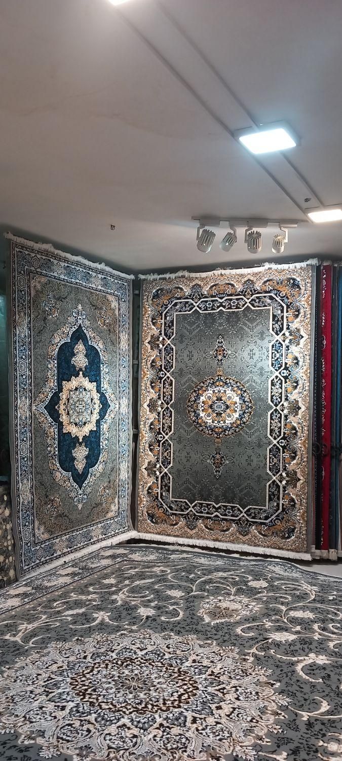 فرش۱۲متری۷۰۰شانه   نخ**نسوز**|فرش|مشهد, ایثارگران|دیوار