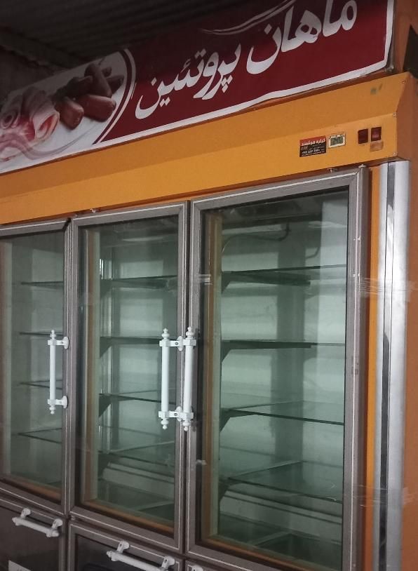 یخچال ۶درب صنعتی ویترینی|فروشگاه و مغازه|بجنورد, |دیوار