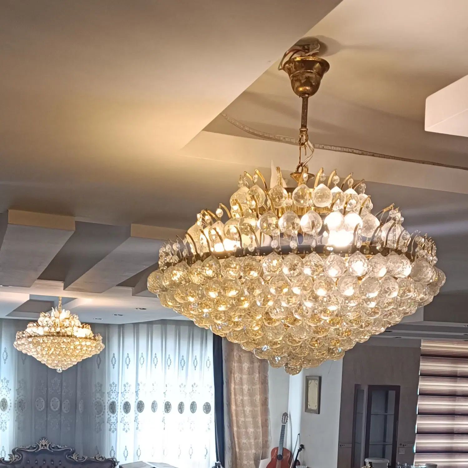 لوستر آبشاری کریستالی|لوستر و چراغ آویز|تهران, باغ فیض|دیوار