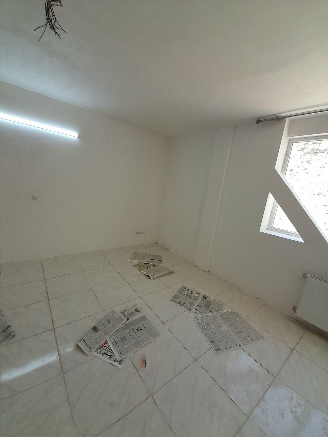 نقاشی بتونه کاری کاشی کاری درزگیری وغیره|خدمات پیشه و مهارت|صدرا-فارس, فاز ۲|دیوار