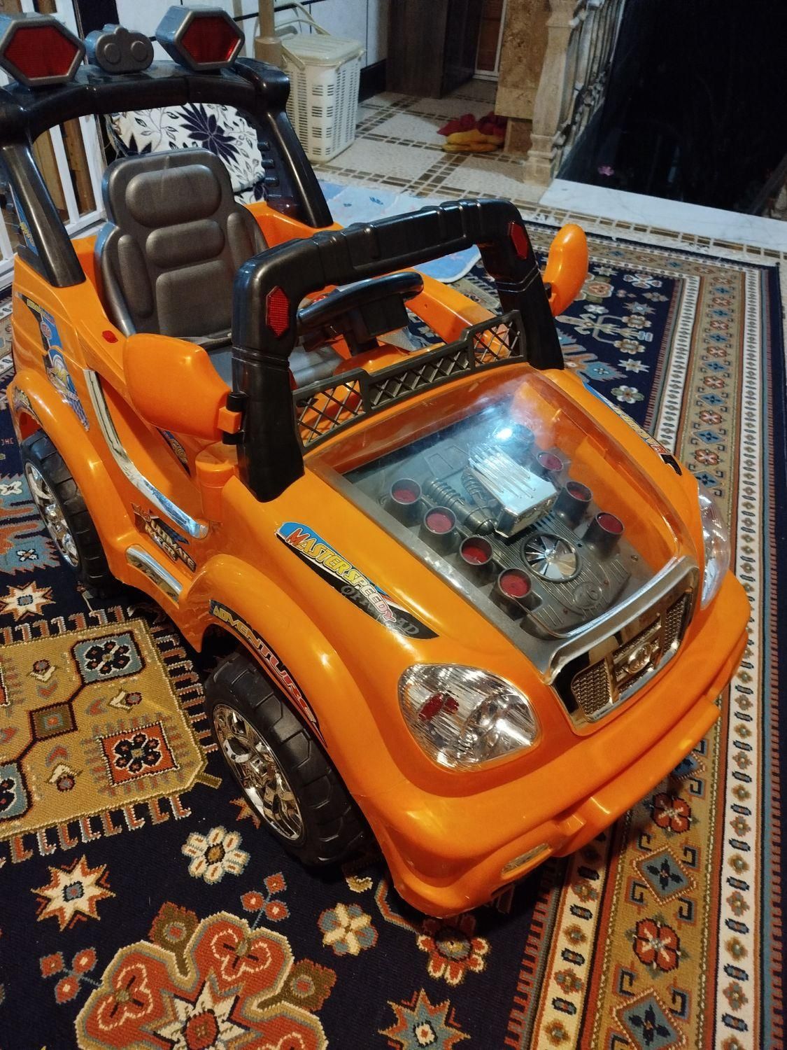 ماشین شارژی زیاداستفاده نشده،باتری نیازمندتعمیر|اسباببازی بچه|علیآباد کتول, |دیوار