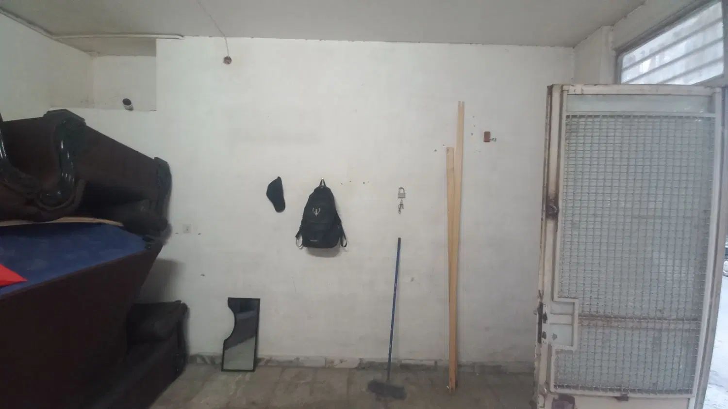 مغازه اجاره ۱۵متر مربع ایثارگران ۲۵.ابراهیمی۱۲|اجارهٔ مغازه و غرفه|مشهد, ایثارگران|دیوار