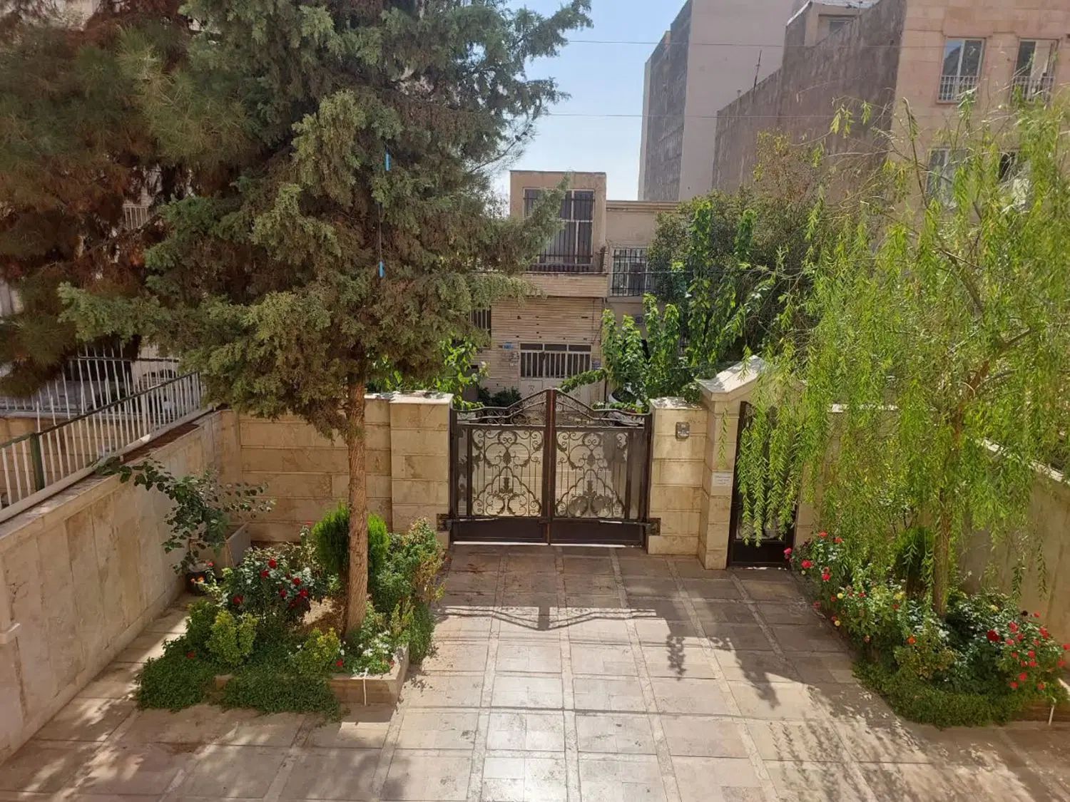 ۱۴۰ متری نما رومی دهقان ویلای اول واقع در یاسر ها|فروش آپارتمان|کرج, دهقان ویلا|دیوار