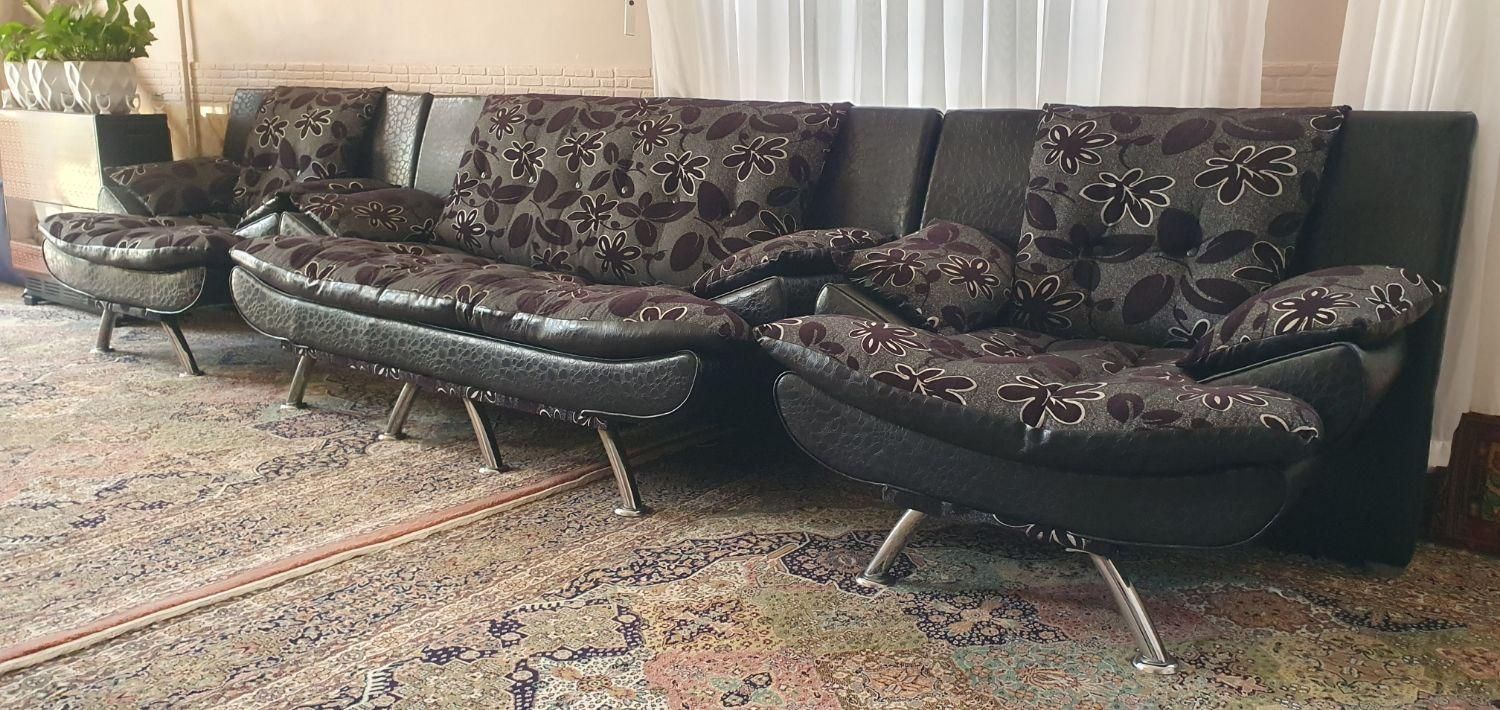 مبلمان راحتی|مبلمان خانگی و میز عسلی|تربت جام, شیخ احمد جامی|دیوار