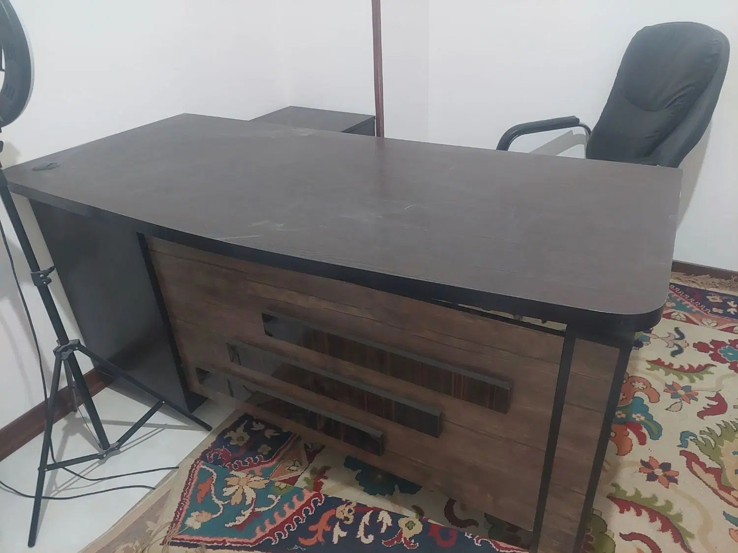میز مدیریت|مبلمان اداری|کرج, باغستان|دیوار