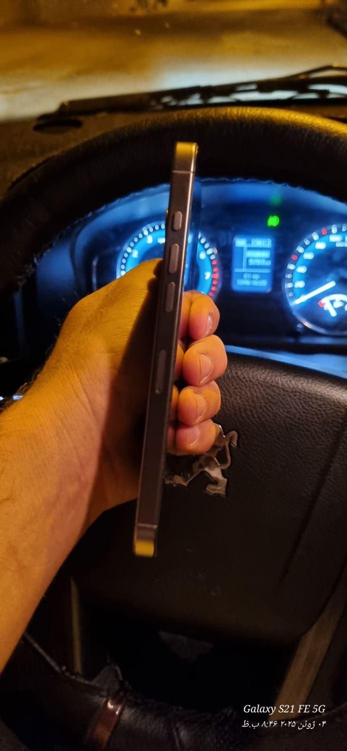 اپل iPhone 16 Pro Max با حافظهٔ ۵۱۲ گیگابایت|موبایل|شیراز, آبیاری|دیوار