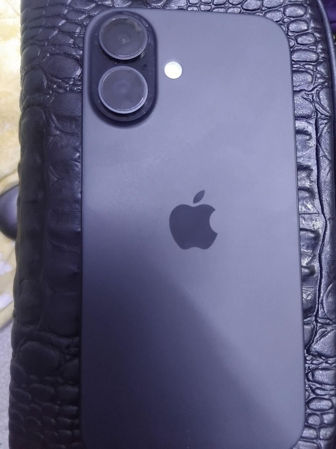 اپل iPhone 16 با حافظهٔ ۱۲۸ گیگابایت|موبایل|تهران, آرارات|دیوار