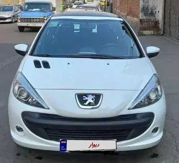 ۲۰۷مدل۱۴۰۱/سنددست اول/سقف شیشه ای/کم کارکرد|خودرو سواری و وانت|تهران, سید خندان (جلفا)|دیوار