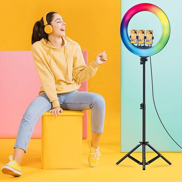 رینگ لایت حرفه ای  ۱۸ و ۲۱ برند plokama پایه دار|دوربین عکاسی و فیلم‌برداری|شیراز, تحویلی|دیوار