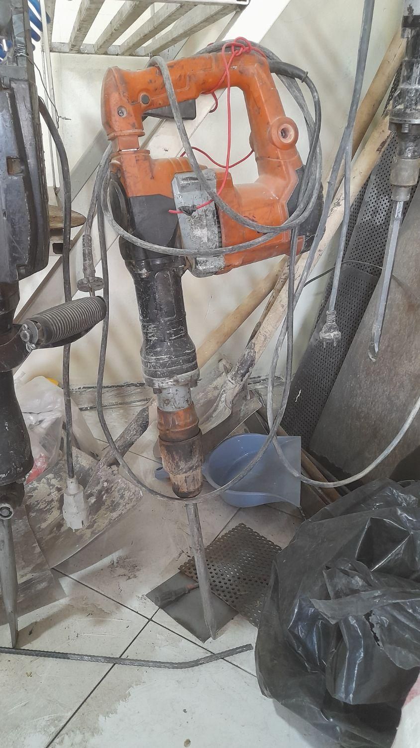 اجاره هیلتی و لوازم کار و بازسازیساختمان|خدمات پیشه و مهارت|مشکین‌دشت, |دیوار