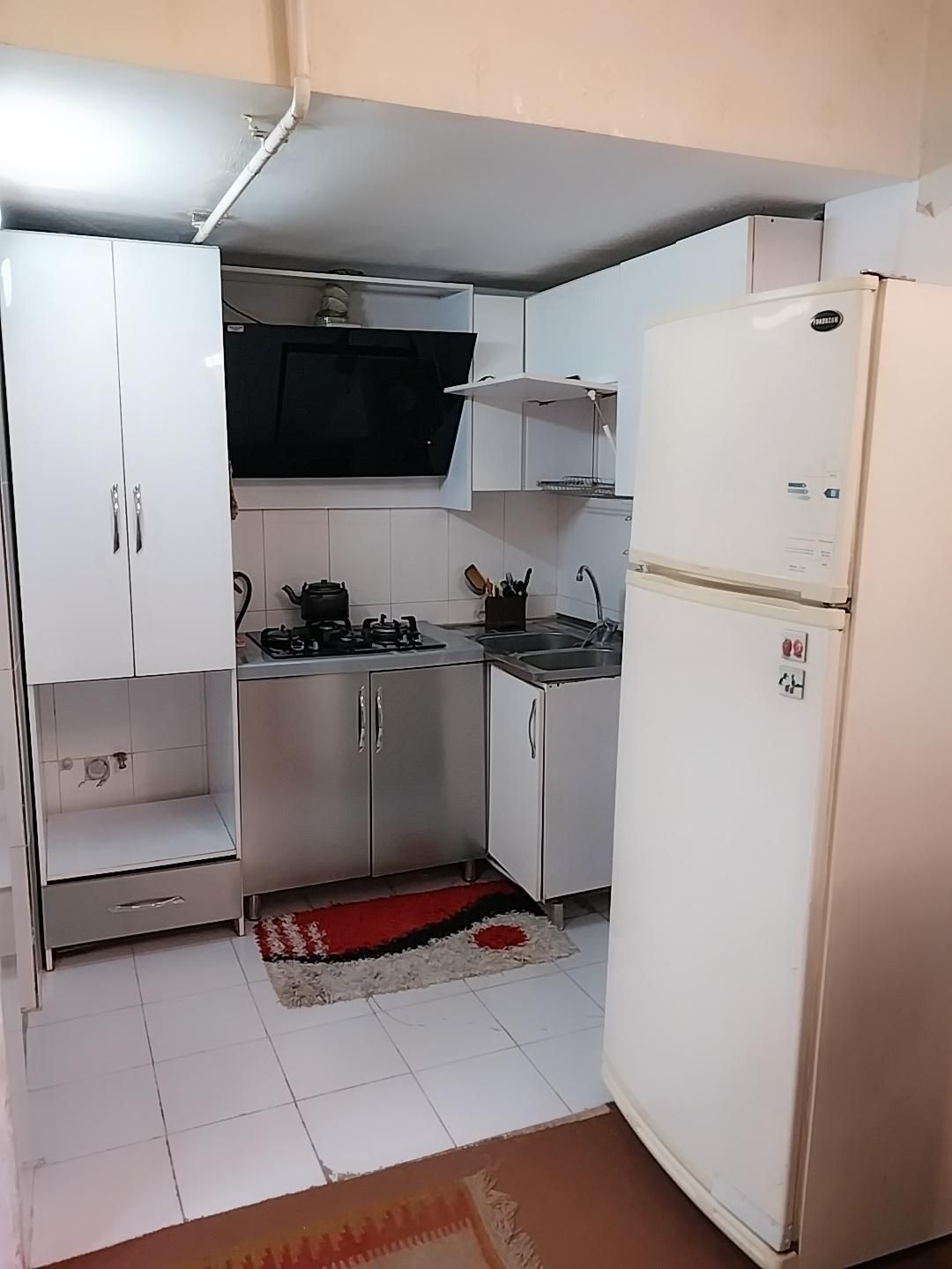 اجاره منزل مبله ۷۰ متری در امیر کبیر|اجارهٔ کوتاه‌مدت آپارتمان و سوئیت|شیراز, ریشمک|دیوار