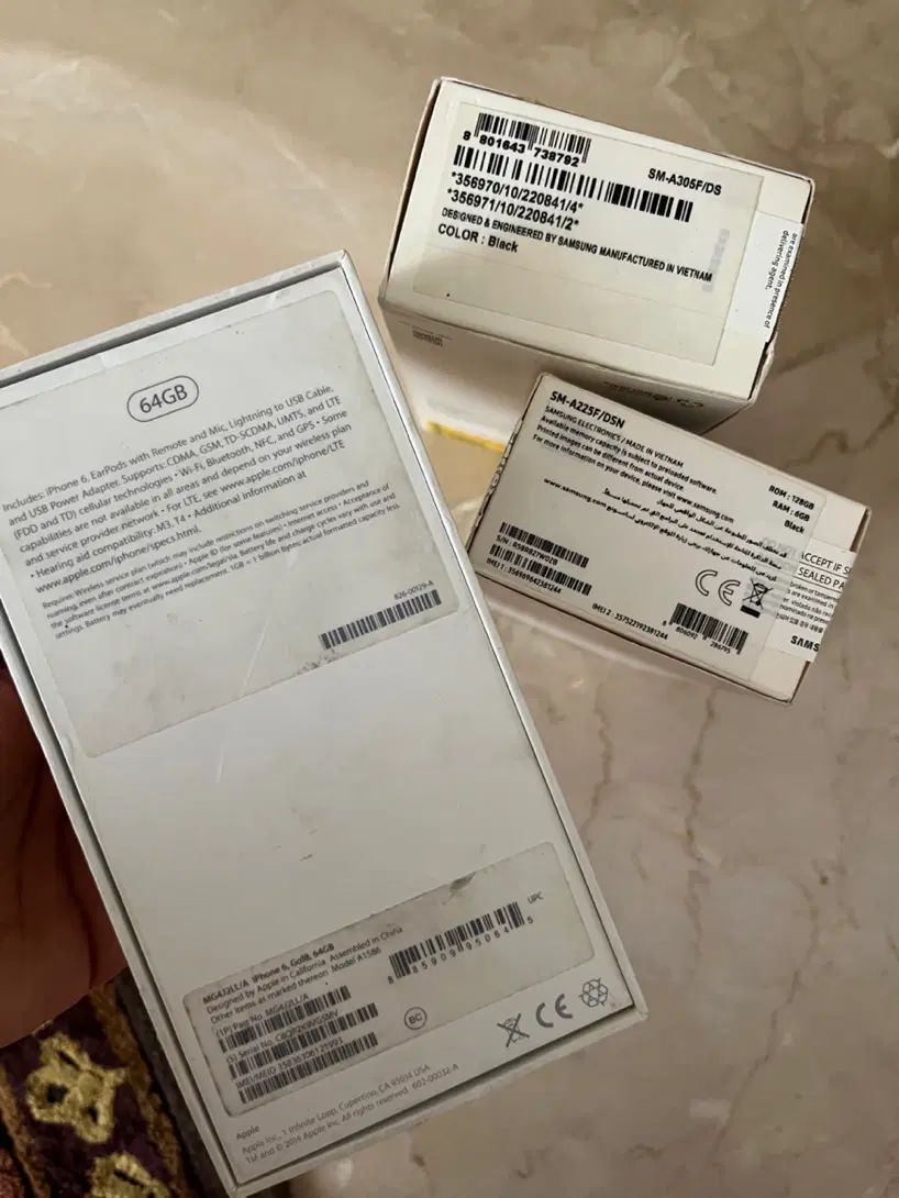 جعبه موبایل ( ترجیحا همه باهم فروخته میشه)|لوازم جانبی موبایل و تبلت|تهران, مروارید شهر|دیوار