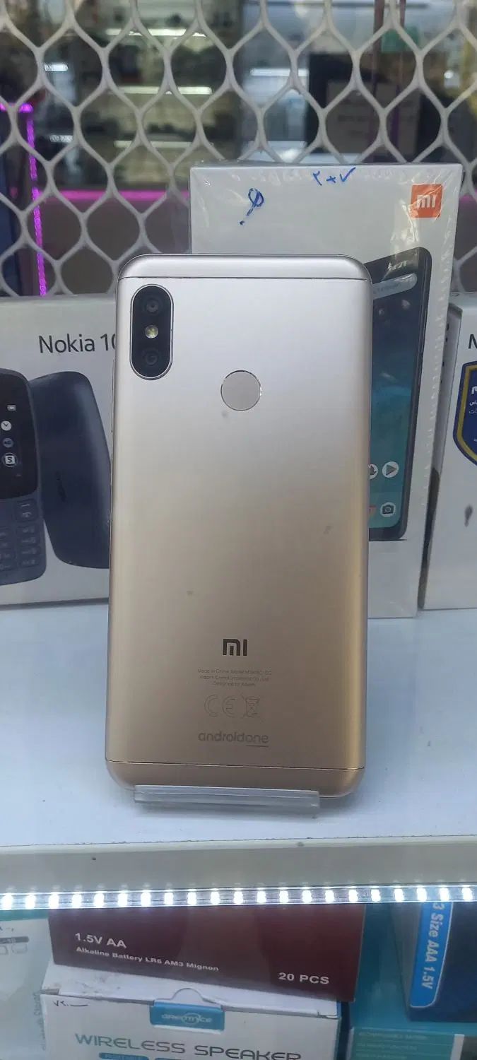 Mi A2 Lite ) با حافظهٔ ۳۲ گیگابایت|موبایل|کرمانشاه, |دیوار