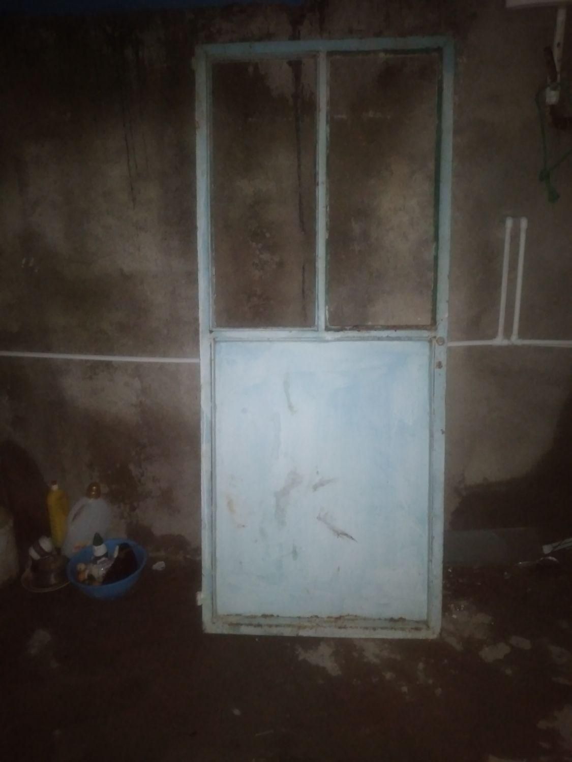 درب و پنجره خانه|حراج|خرمآباد, |دیوار