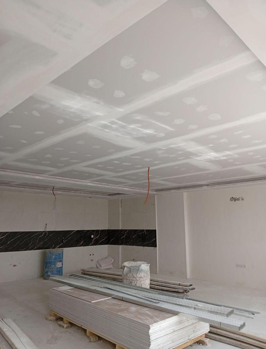 نقاشی ساختمان نازلترین قیمت|خدمات پیشه و مهارت|اردبیل, |دیوار