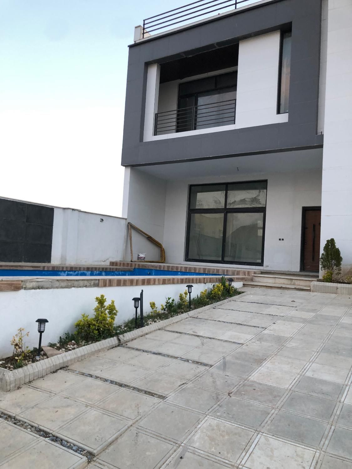 ویلا مدرن دوبلکس لوکیشن عالی آبسرد|فروش خانه و ویلا|آبسرد, |دیوار