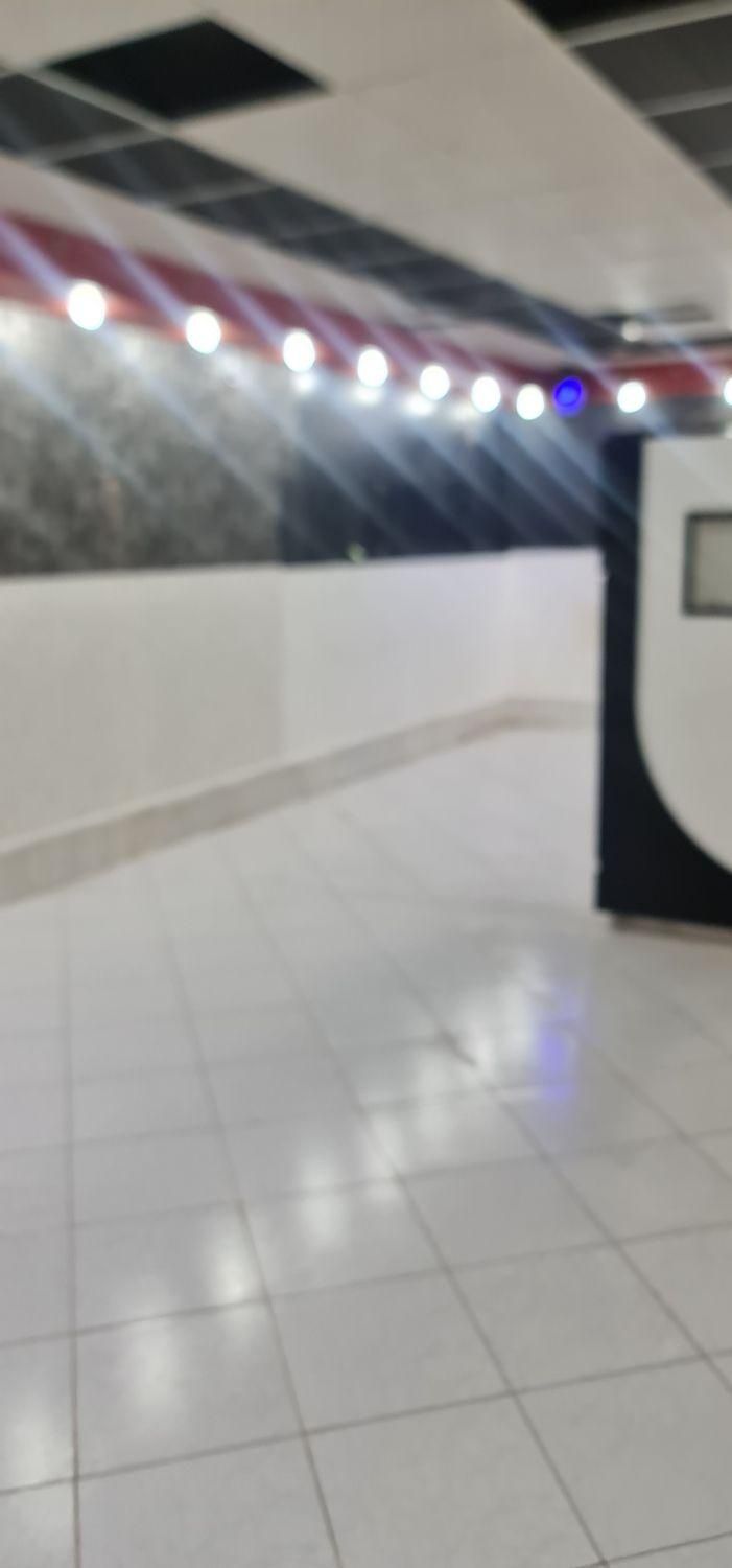 زیرزمین تجاری۱۴۰متر دارای آب برق گاز وتلفن..|اجارهٔ دفتر کار، اتاق اداری، مطب|قم, حنیف نژاد|دیوار