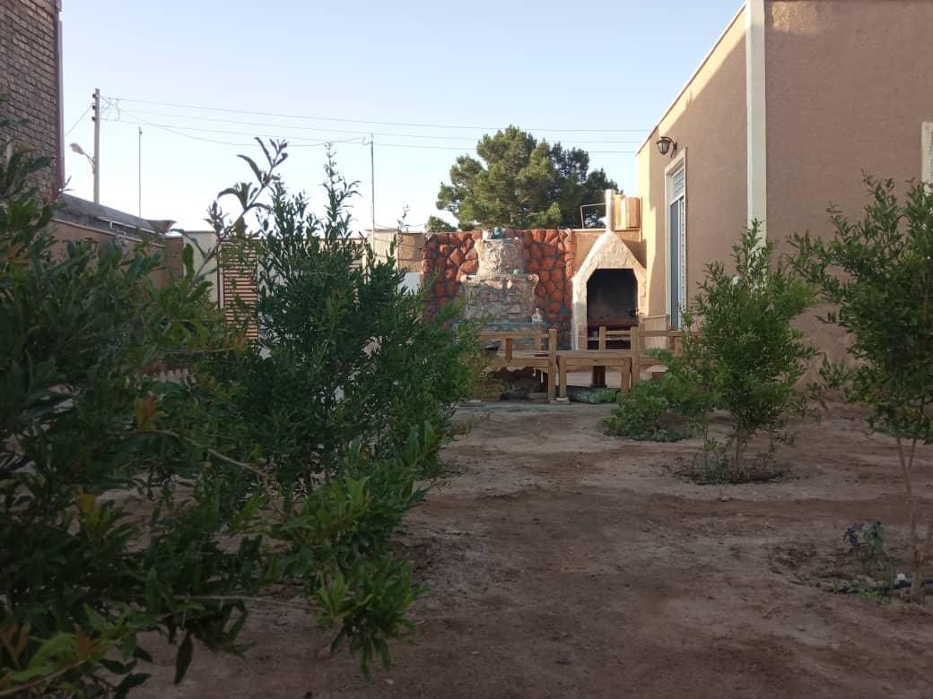 اجاره روزانه خونه باغ|اجارهٔ کوتاهمدت ویلا و باغ|کاشان, خزاق|دیوار