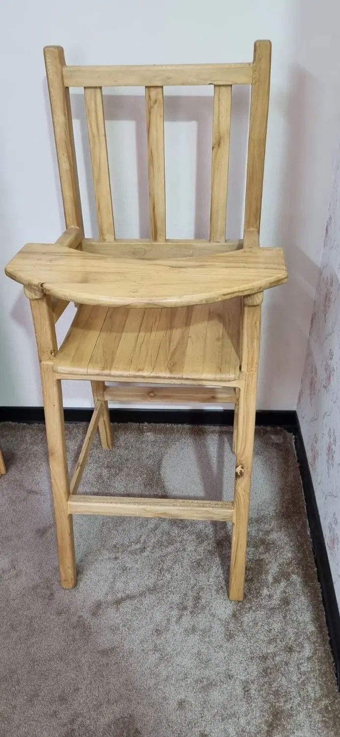 صندلی مخصوص کودک|تخت و صندلی بچه|فولادشهر, C2|دیوار