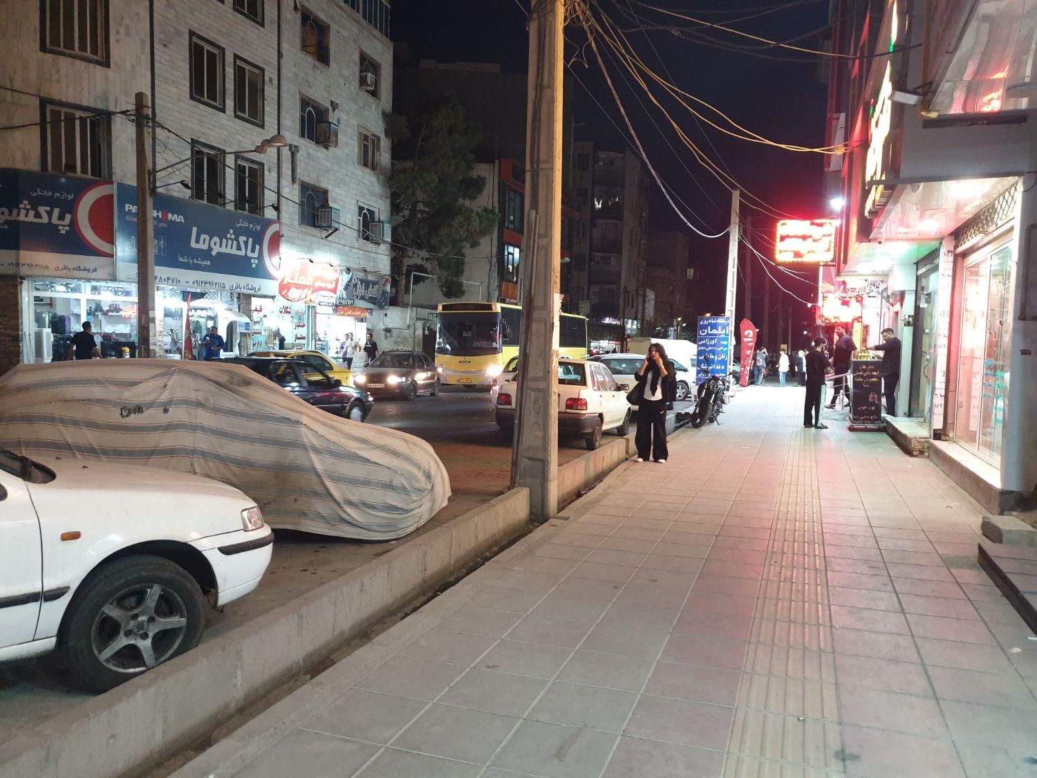 مغازه  ۱۲۰ متری خرمدشت|اجارهٔ مغازه و غرفه|کرج, خرمدشت|دیوار