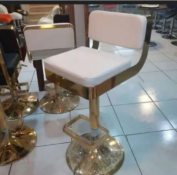 صندلی میکاپ زنانه|آرایشگاه و سالن‌های زیبایی|قزوین, |دیوار