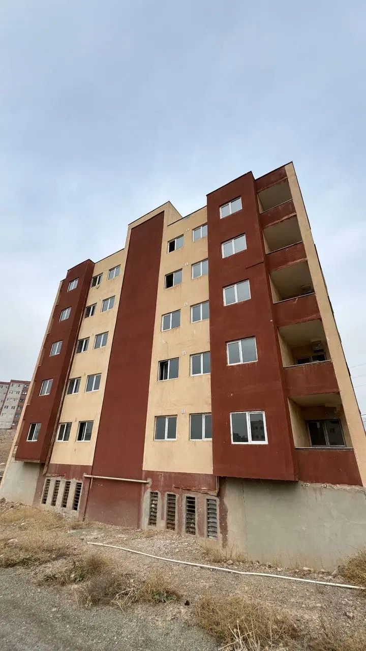 واحد مناسب سرمایه گزاری/با پارکینگ وانباری|فروش آپارتمان|هشتگرد, شهرک پامچال|دیوار