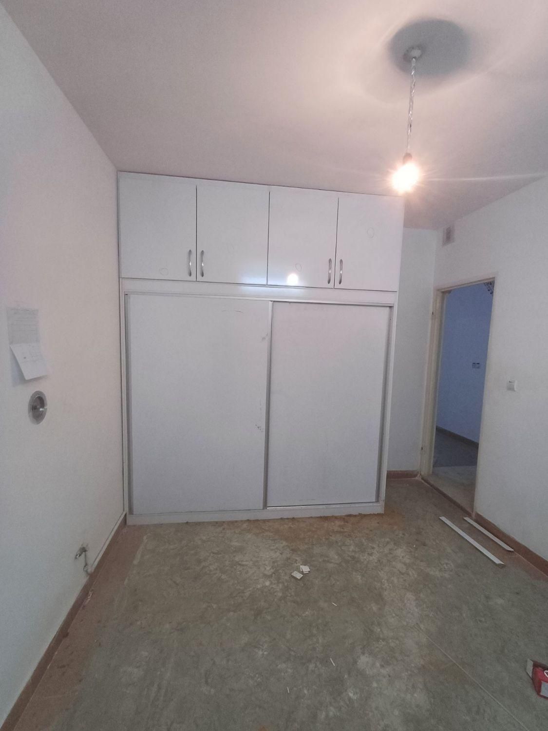 ** کمد دیواری ریلی تمام سفید **|جاکفشی، کمد، دراور|اردبیل, |دیوار