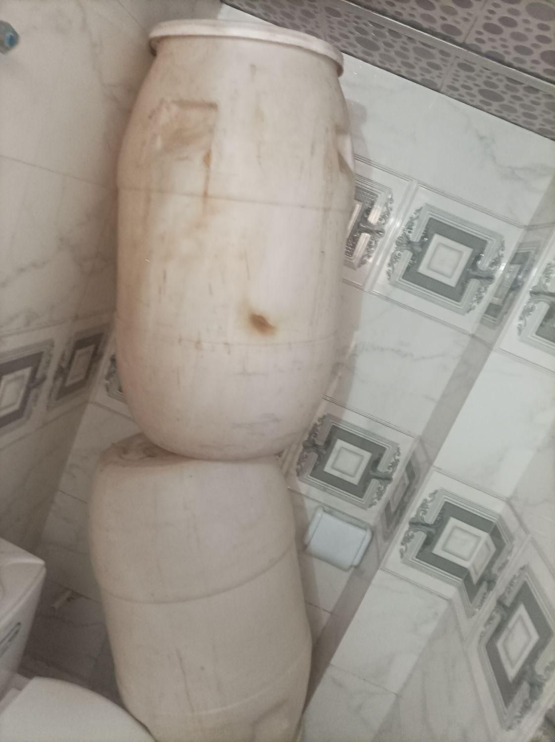 بشکه دبه مواد خوب|ظروف نگهدارنده، پلاستیکی، یک‌بارمصرف|کهریزک, |دیوار