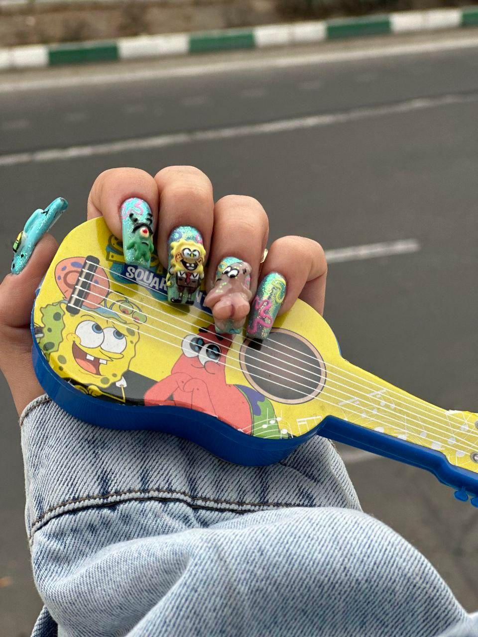 خدمات تخصصی ناخن و مژه و لیفت ابرو و بافت مو|خدمات آرایشگری و زیبایی|پرند, فاز ۲|دیوار