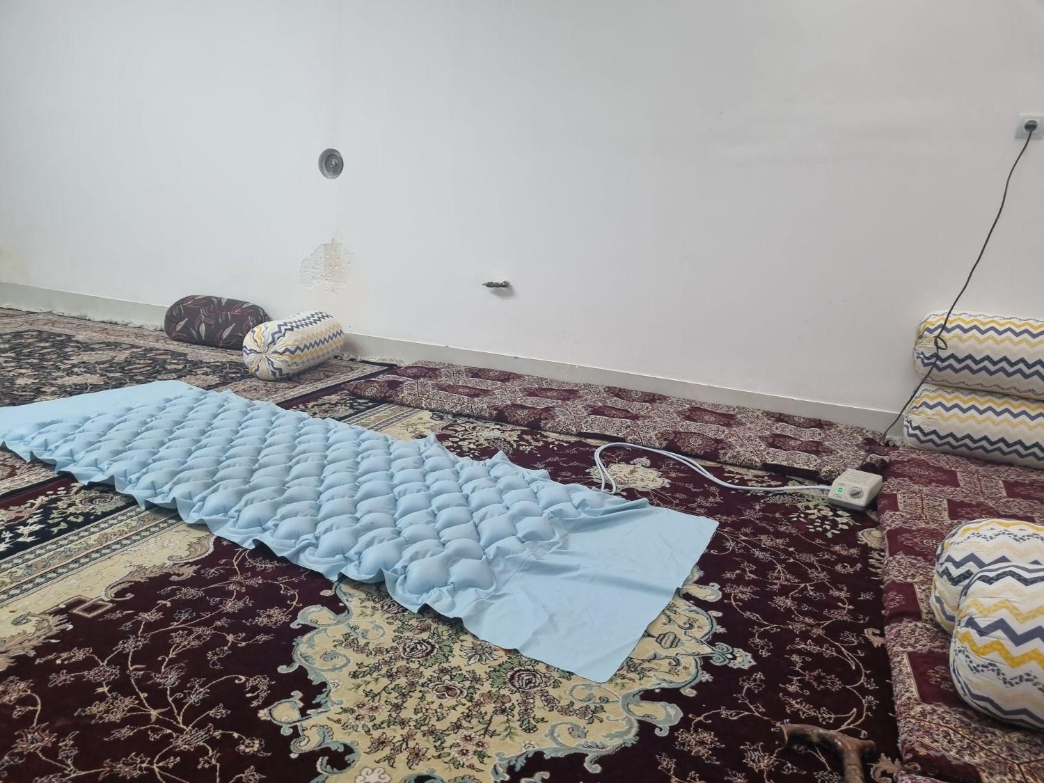 تشک طبی بادی|تشک تختخواب|مرودشت, بیست متری بیمارستان|دیوار