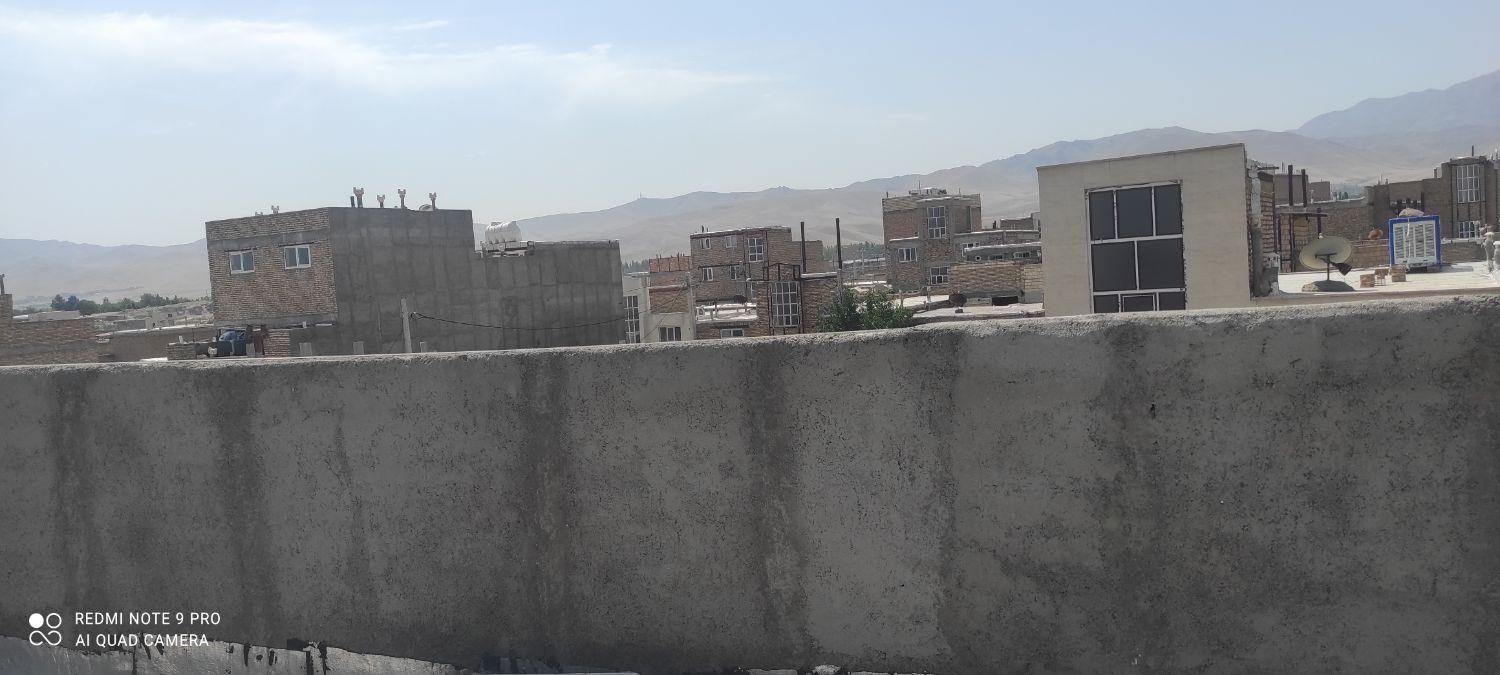 خانه نوساخت دو طبقه در طبقه اول مستاجر هست|فروش خانه و ویلا|مرند, |دیوار