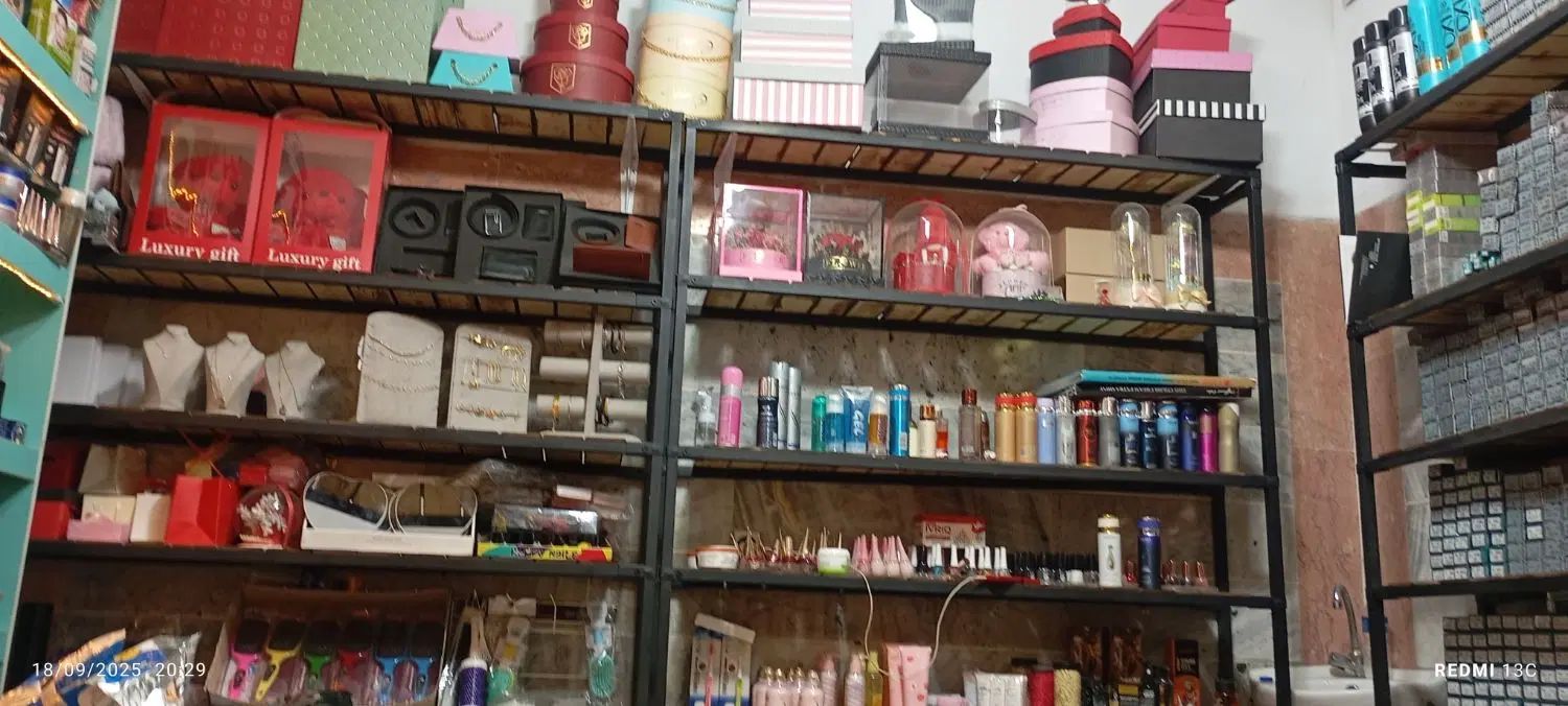 قفسه چوبی|کتابخانه، شلف، قفسه‌های دیواری|تهران, سعیدآباد|دیوار