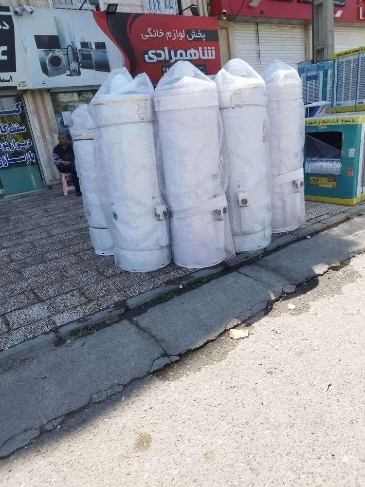 ابگرمکن ایستاده گازی 40 گالن|آبگرمکن، پکیج، شوفاژ|کرج, گلشهر|دیوار