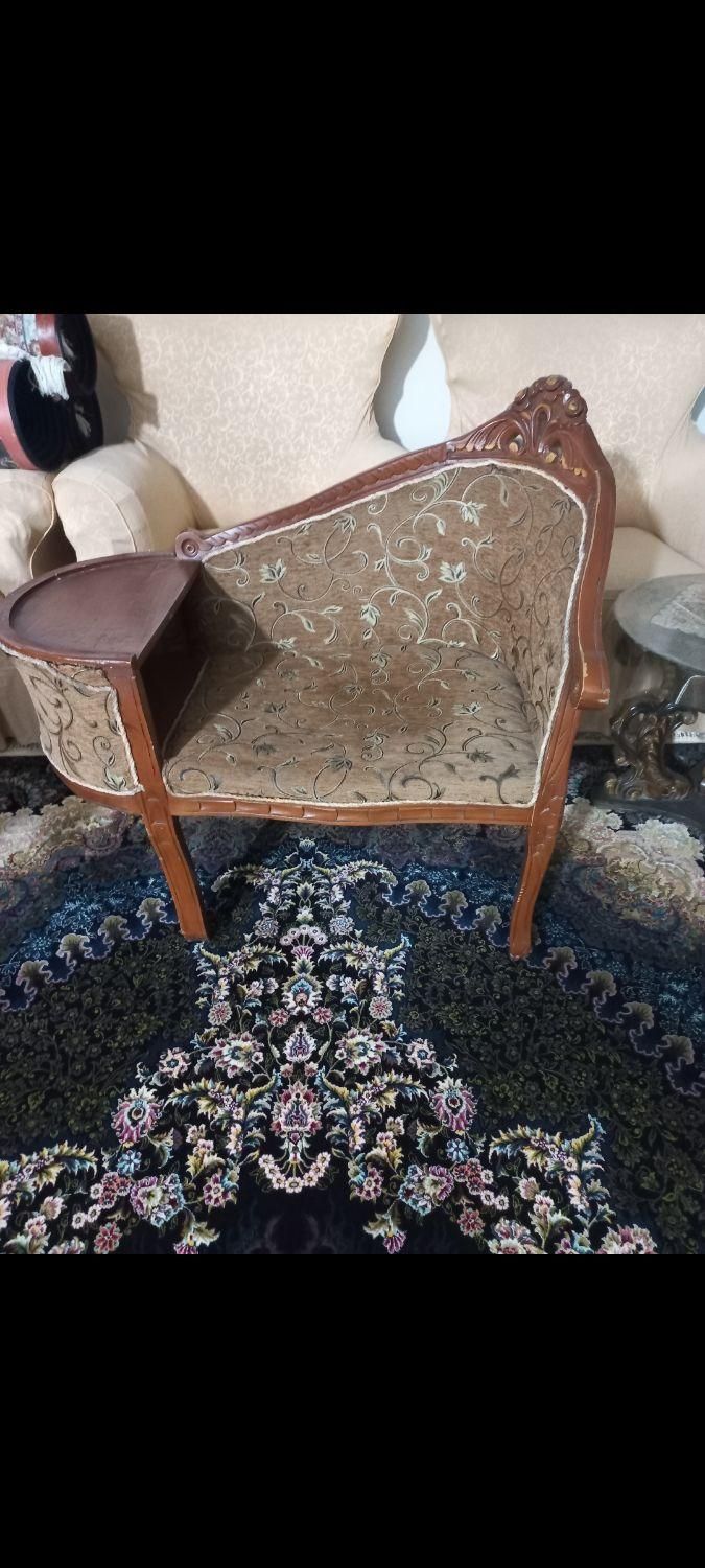 میز تلفن چوب گردو  قدیمی  فروشی|میز تلفن|ری, سیزده آبان|دیوار