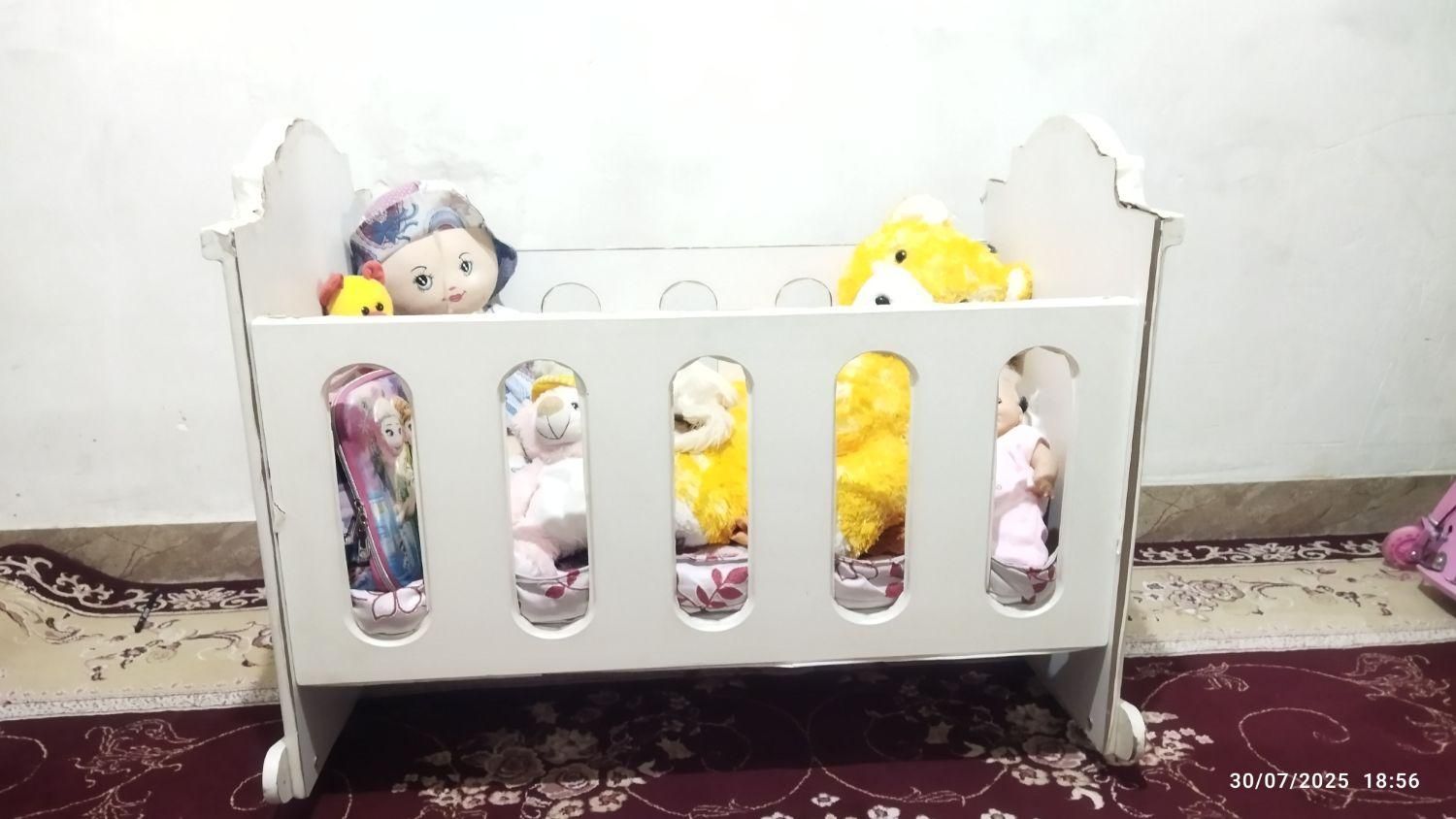 تخت و گهواره کودک|تخت و صندلی بچه|مرودشت, فرهنگ|دیوار