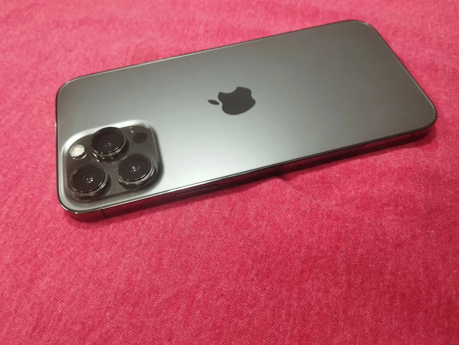 اپل iPhone 13 Pro Max با حافظهٔ ۱۲۸ گیگابایت|موبایل|تهران, تهرانپارس شرقی|دیوار