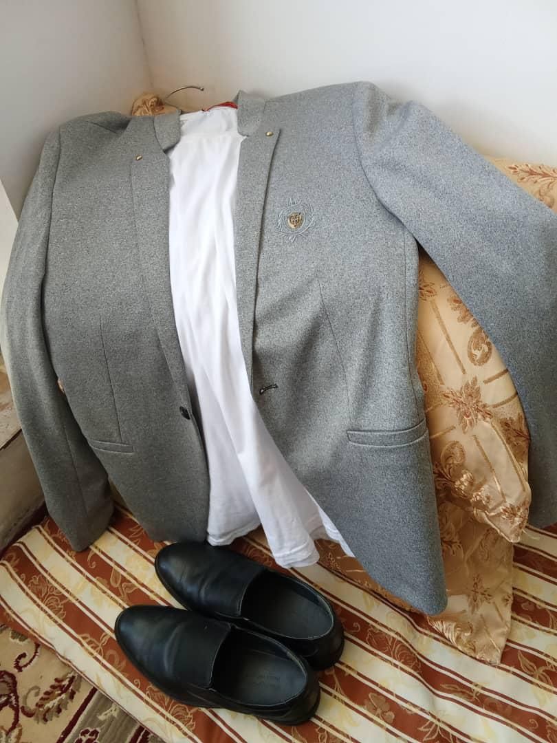 کت و کفش|کیف، کفش، کمربند|فیروزآباد (فارس), |دیوار