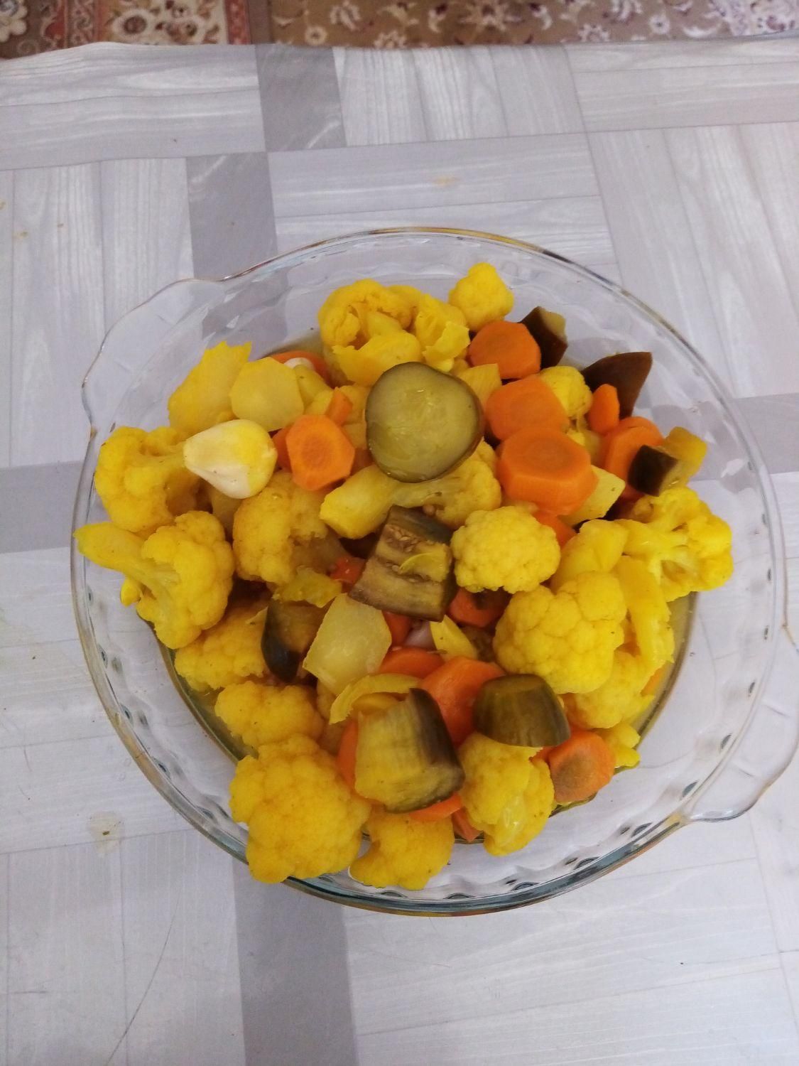 ترشی خانگی|خوردنی و آشامیدنی|اصفهان, سروستان|دیوار