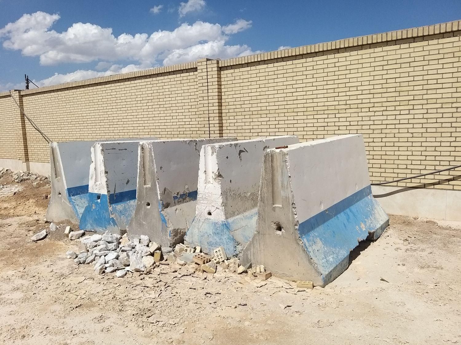 بلوک سیمانی نیوجرسی|عمده‌فروشی|اردکان, |دیوار
