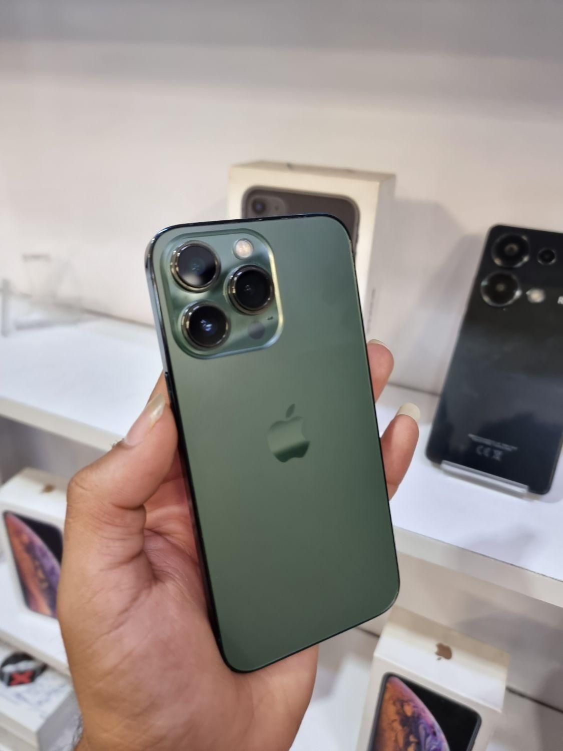 iphone 13 pro ایفون حافظه یک‌ترابایت باتری ۸۹دوسیم|موبایل|مشهد, احمدآباد|دیوار