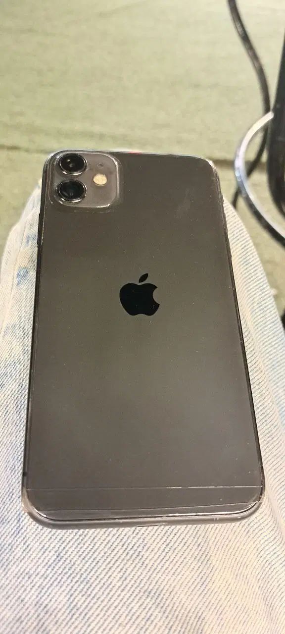 اپل iPhone 11 نرمال با حافظهٔ ۶۴ گیگابایت|موبایل|مشهد, الهیه|دیوار
