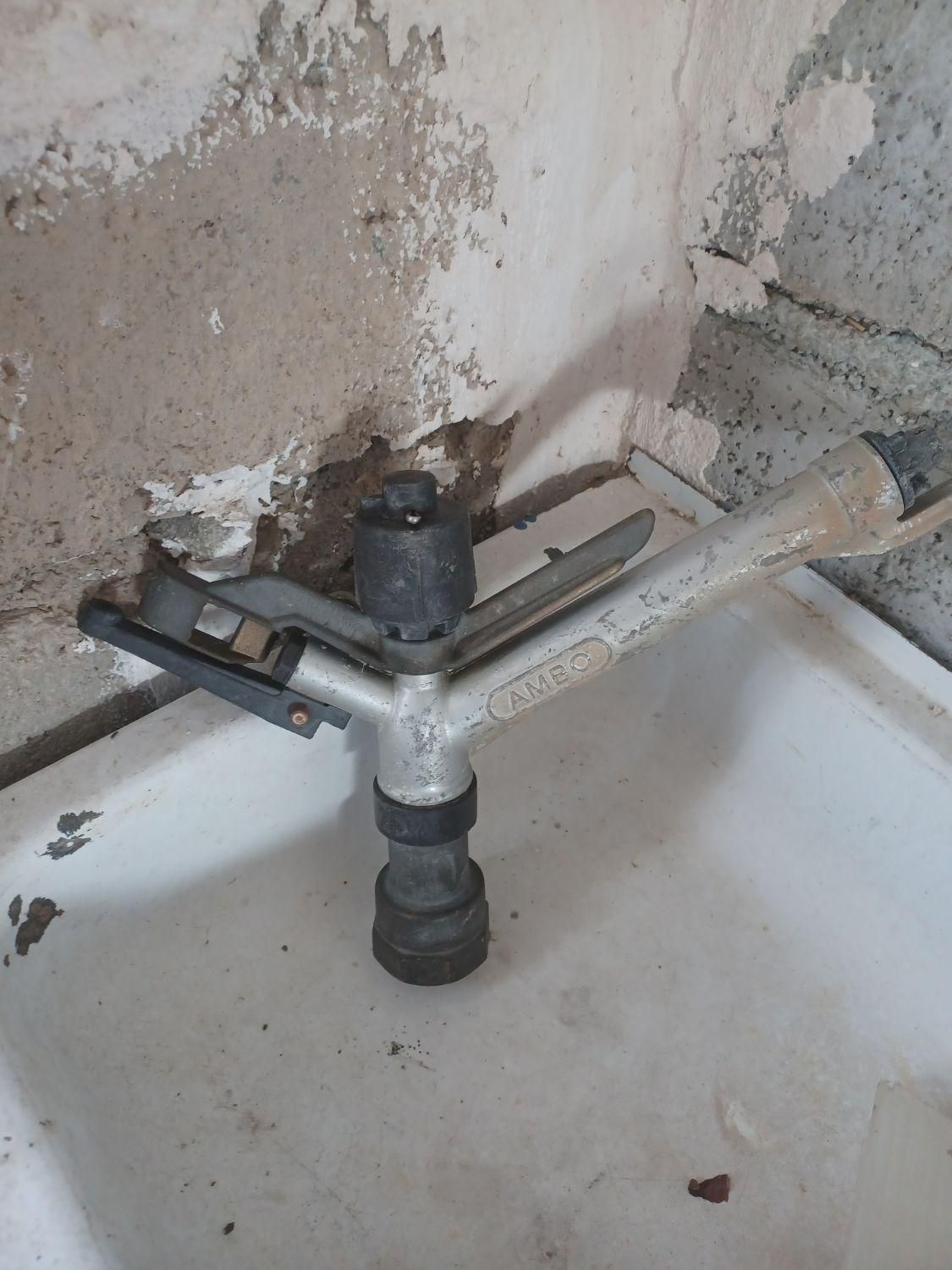 تعمیر انواع ابپاش کشاورزی، امبو پروت سارو|خدمات پیشه و مهارت|کامیاران, |دیوار