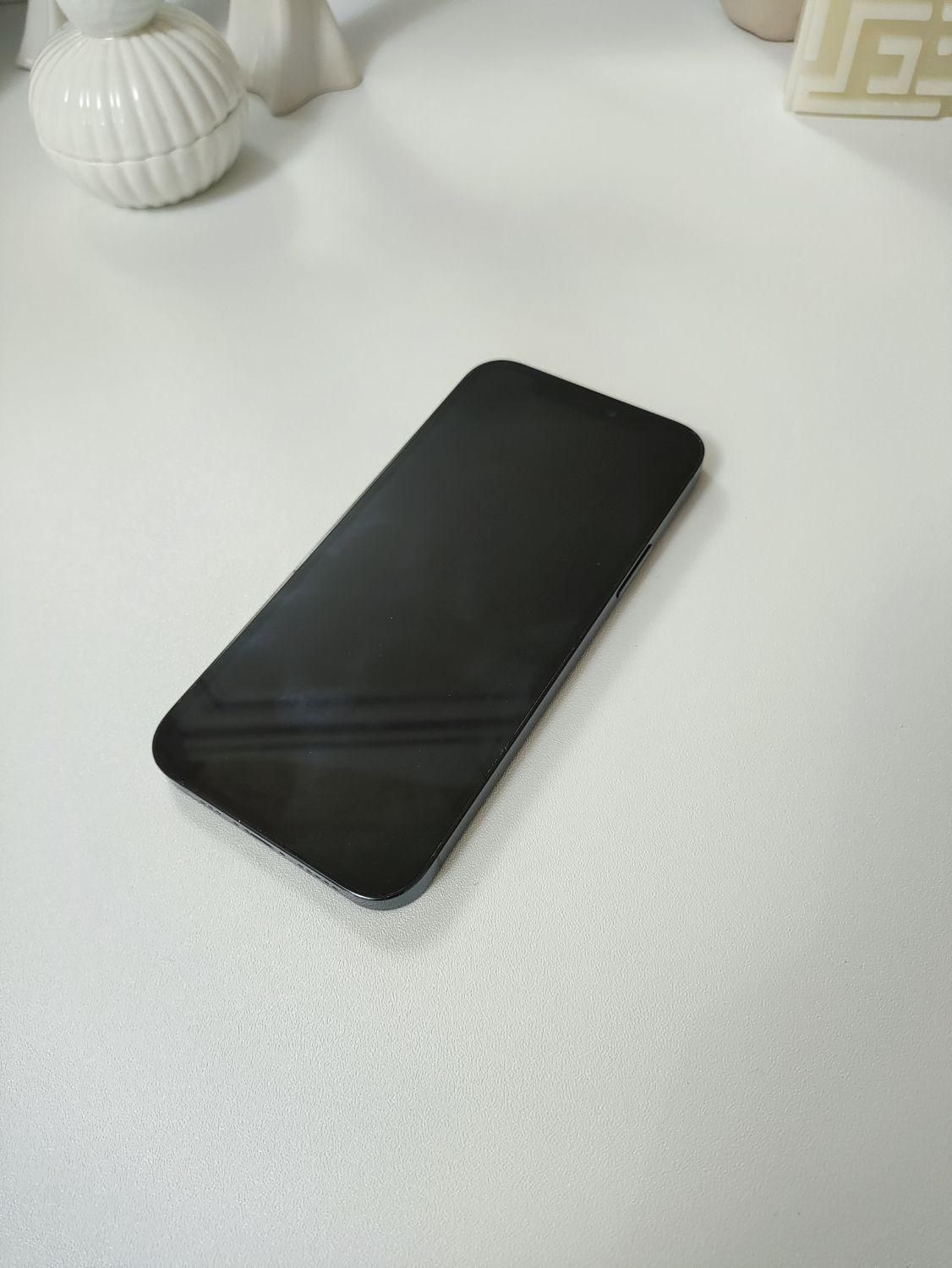 اپل iPhone 12 Pro با حافظهٔ ۲۵۶ گیگابایت|موبایل|رشت, پیرسرا|دیوار