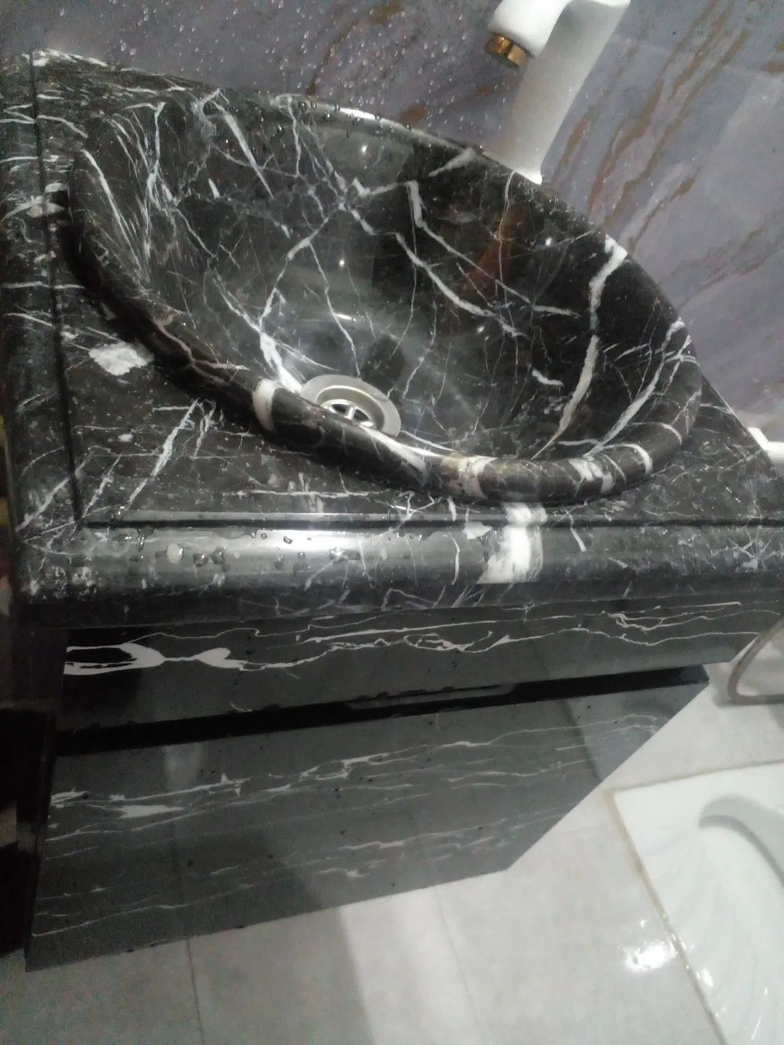 روشویی کابین دار نو|لوازم سرویس بهداشتی|رشت, نامجو|دیوار